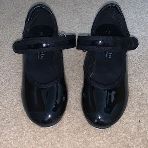 Child’s Tap Shoes